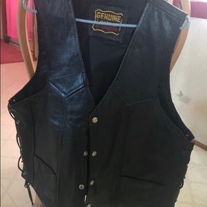 🔥💰Vintage Manzoor leather “biker” vest Men’s XL